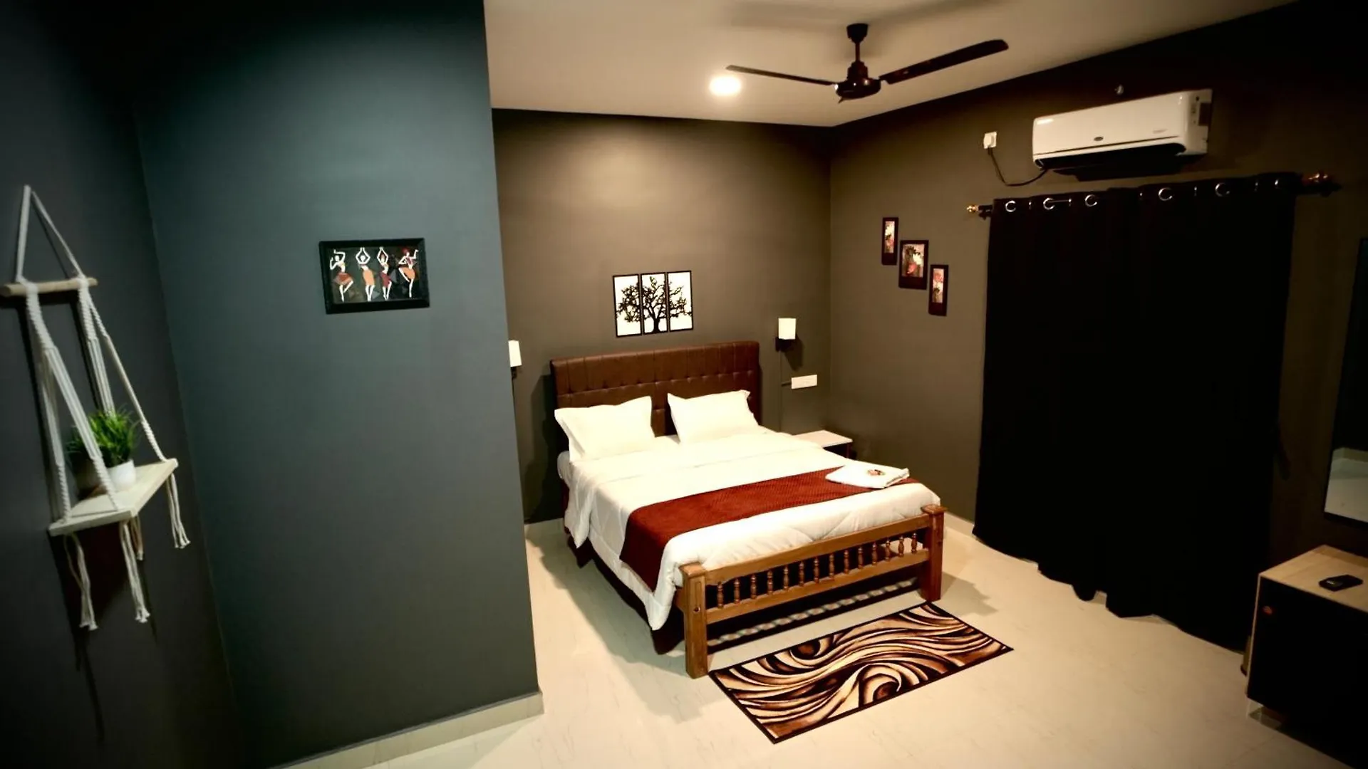 Cy Suites Kottara India